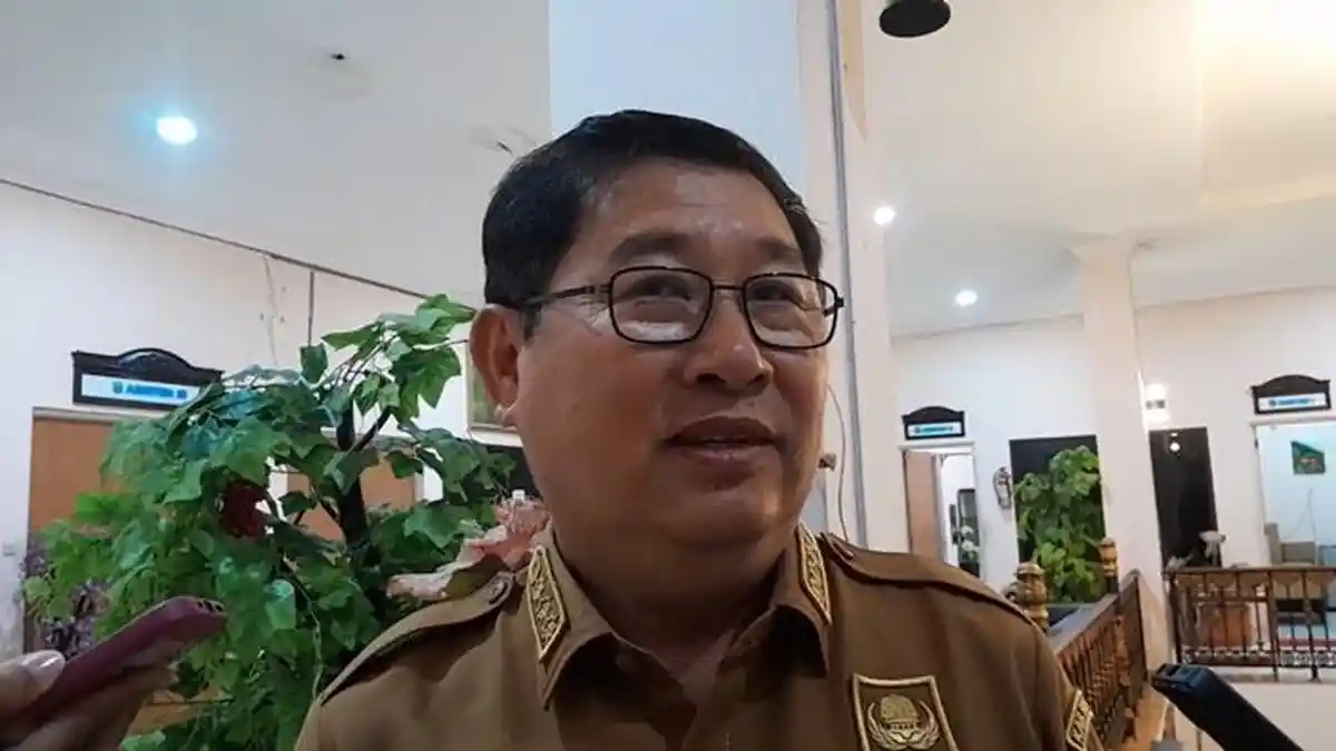 Bupati Beltim Kaji Status ASN Tersangka, Tak Mau Ambil Keputusan Tergesa-gesa - Posbelitung.co
