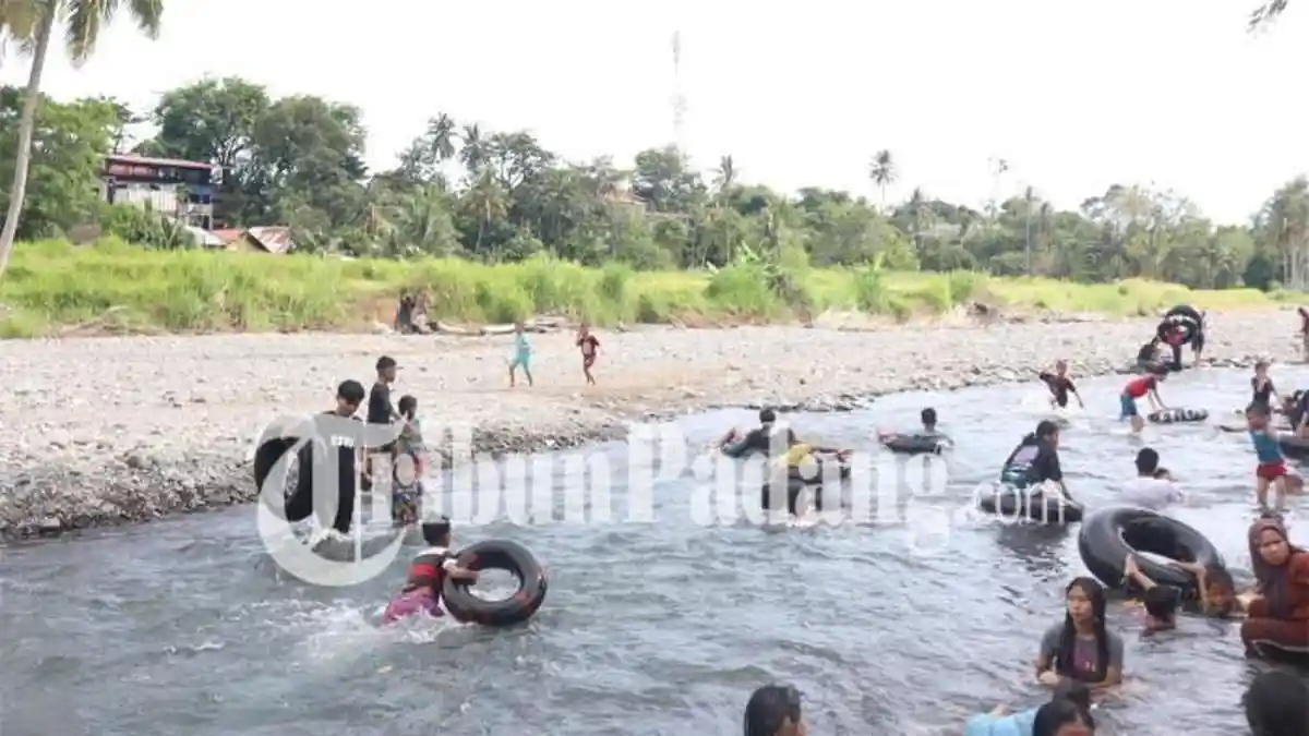 Liburan Sekolah Pekan Depan, Lubuk Minturun Bisa Jadi Pilihan Wisata Keluarga Hemat di Padang