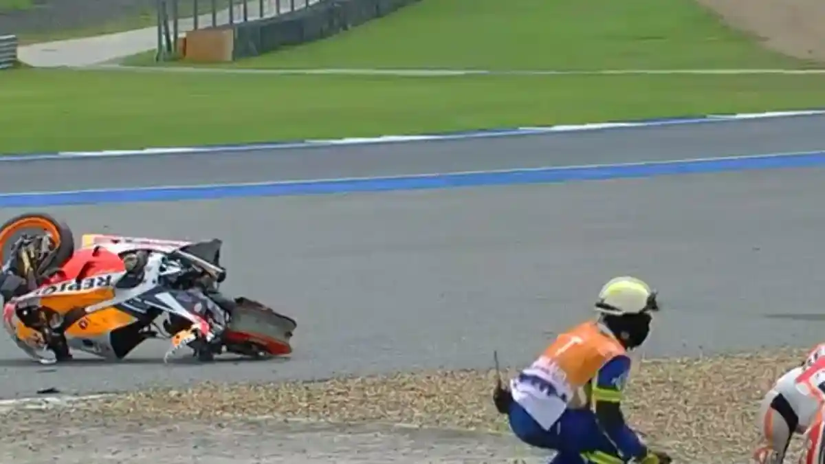 MotoGP Thailand: Marc Marquez Terjatuh di Sesi Latihan Bebas Pertama ...
