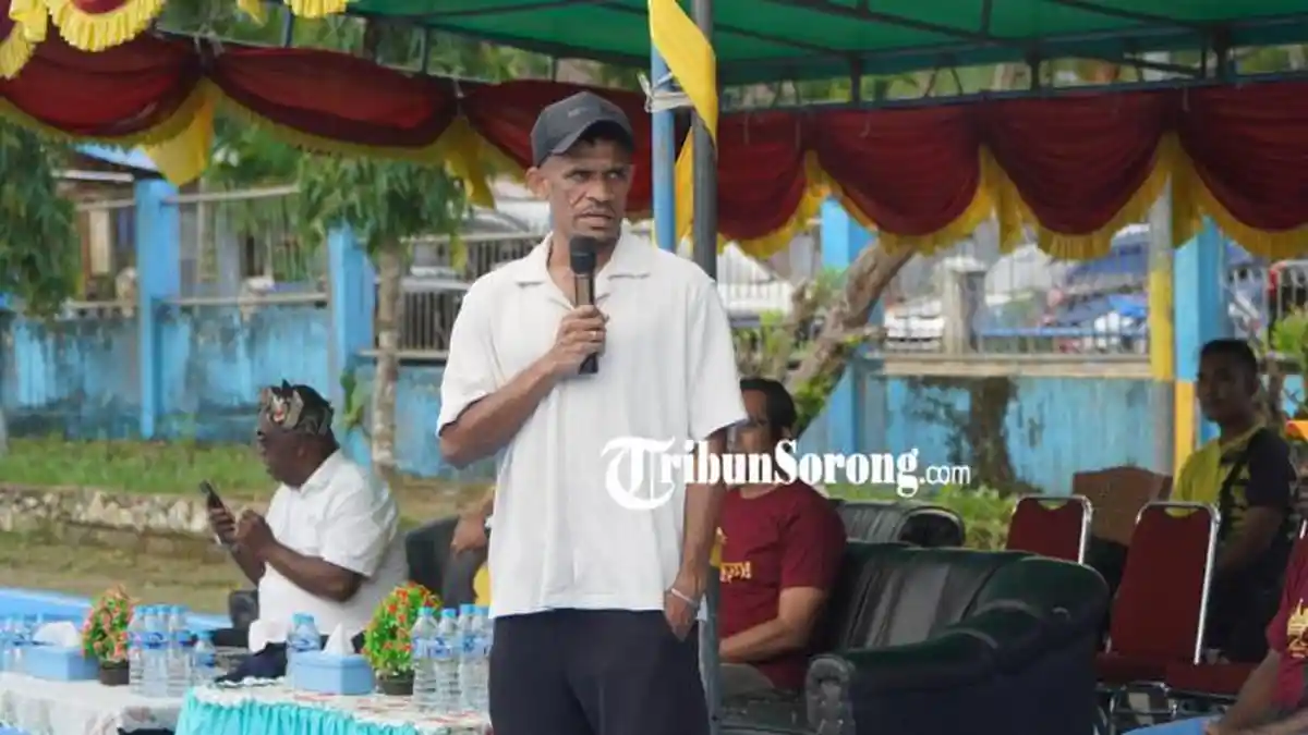 Ricky Kambuaya Hadiri Pembukaan Woroth Cup I, Dorong Pemain Muda Tunjukkan Kualitas