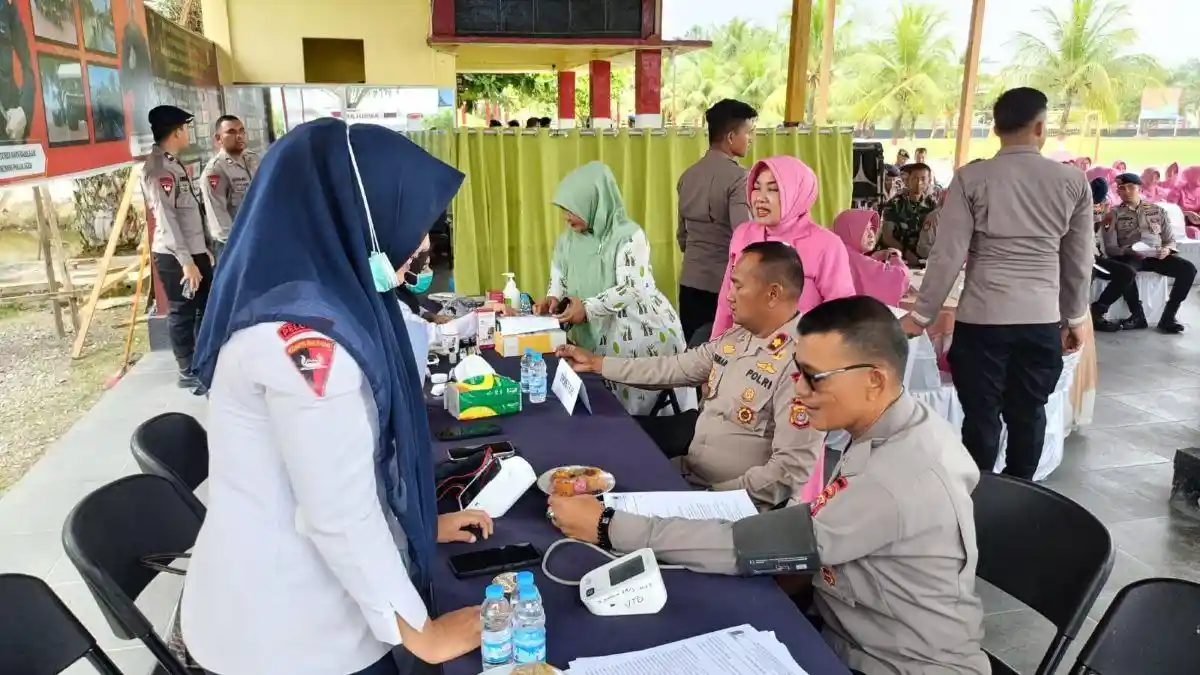 Brimob Batalyon C Pelopor di Nagan Donor Darah Sambut HUT Ke-80 Korps Brimob Polri