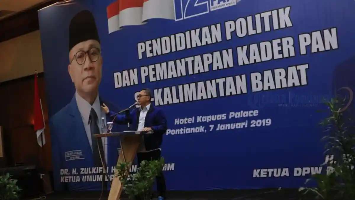 Buka Kegiatan LKAM di Pontianak, Zulkifli Hasan  Enggan Tanggapi Target Pilkada 7 Daerah di Kalbar