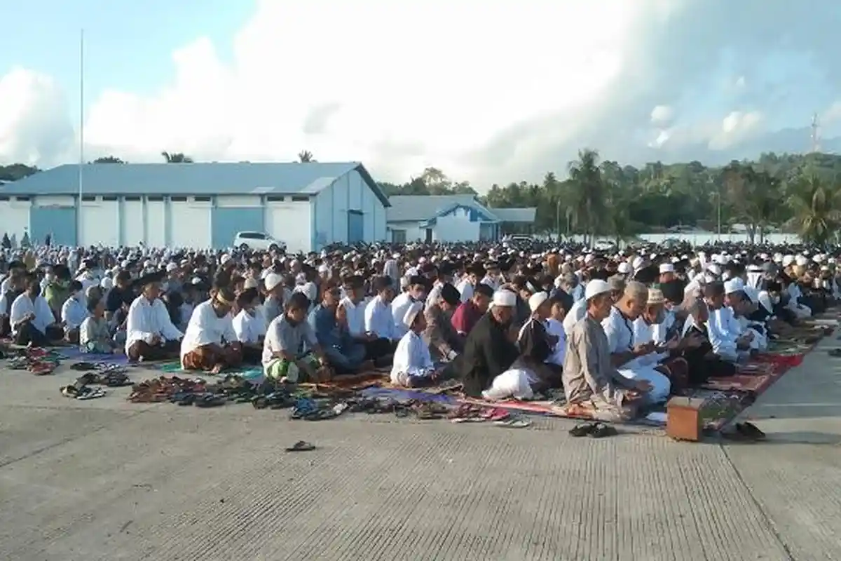 Begini Tata Cara Sholat Idul Fitri 2024, Niat Sholat Ied dan Amalan Sunnah yang Dapat Dikerjakan