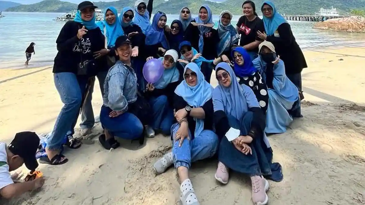 Indahnya Pantai Pasir Manang Anambas, Wisatawan Bisa Nikmati Pemandangan Laut Bening Nan Asri