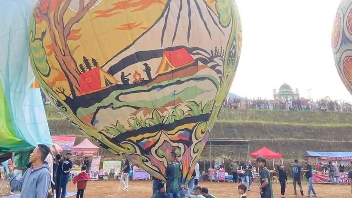 Lamuk Sky Festival dengan Aneka Macam Balon Udara, Wisatawan Bisa Coba Bermalam di Camping Ground 