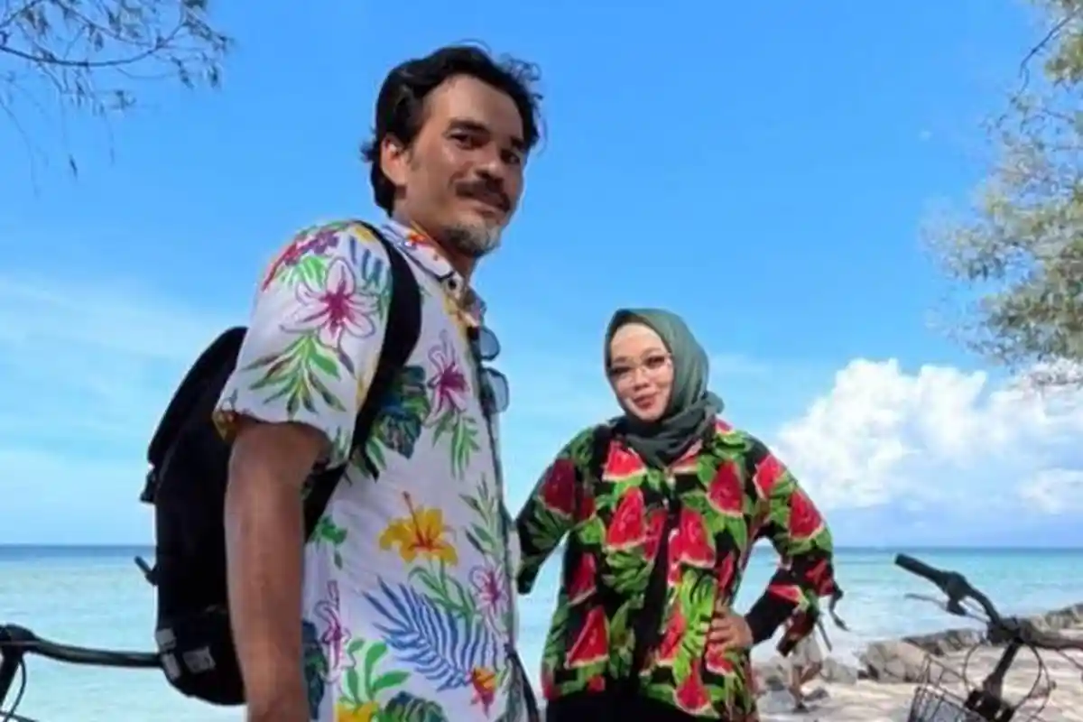 22 Tahun Berumah Tangga, Teddy Syach Mengaku Tak Ada Firasat Sebelum Rina Gunawan Meninggal Dunia