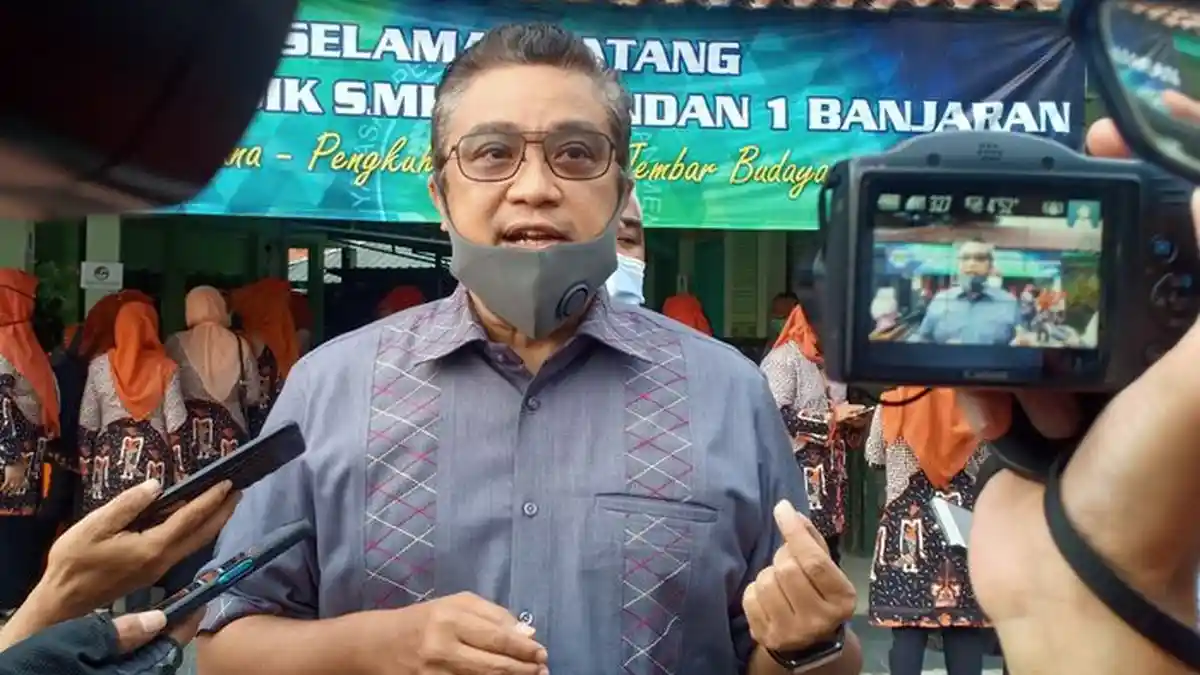 Kasus Guru Rudapaksa Santriwati di Bandung, Dede Yusuf Minta Herry Wirawan Dihukum Seberat-beratnya