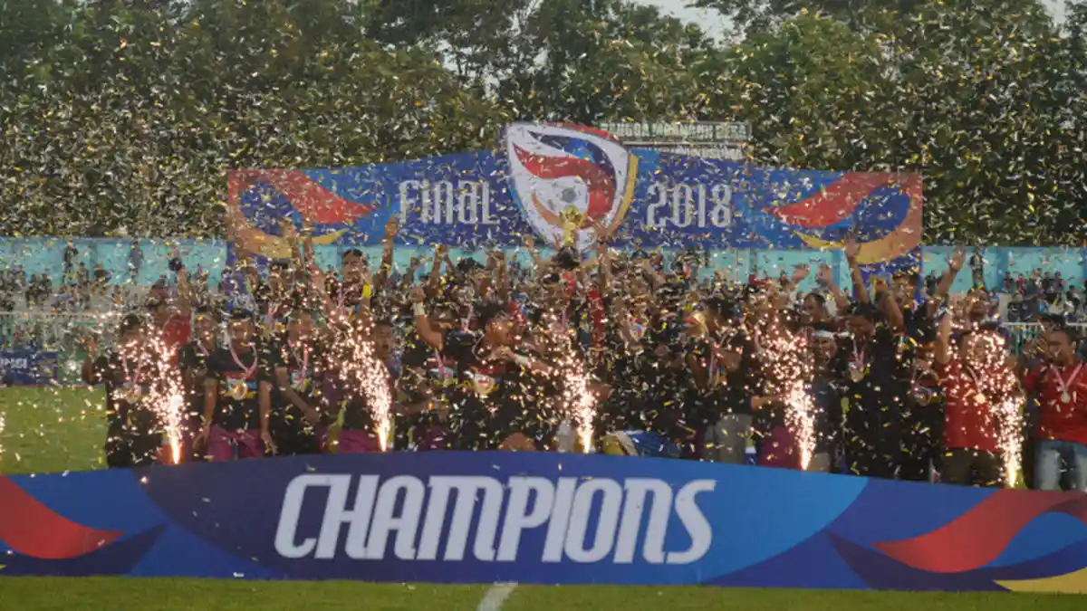 Persik Kediri Juara Liga 3 2018 dan Sapu Bersih Penghargaan