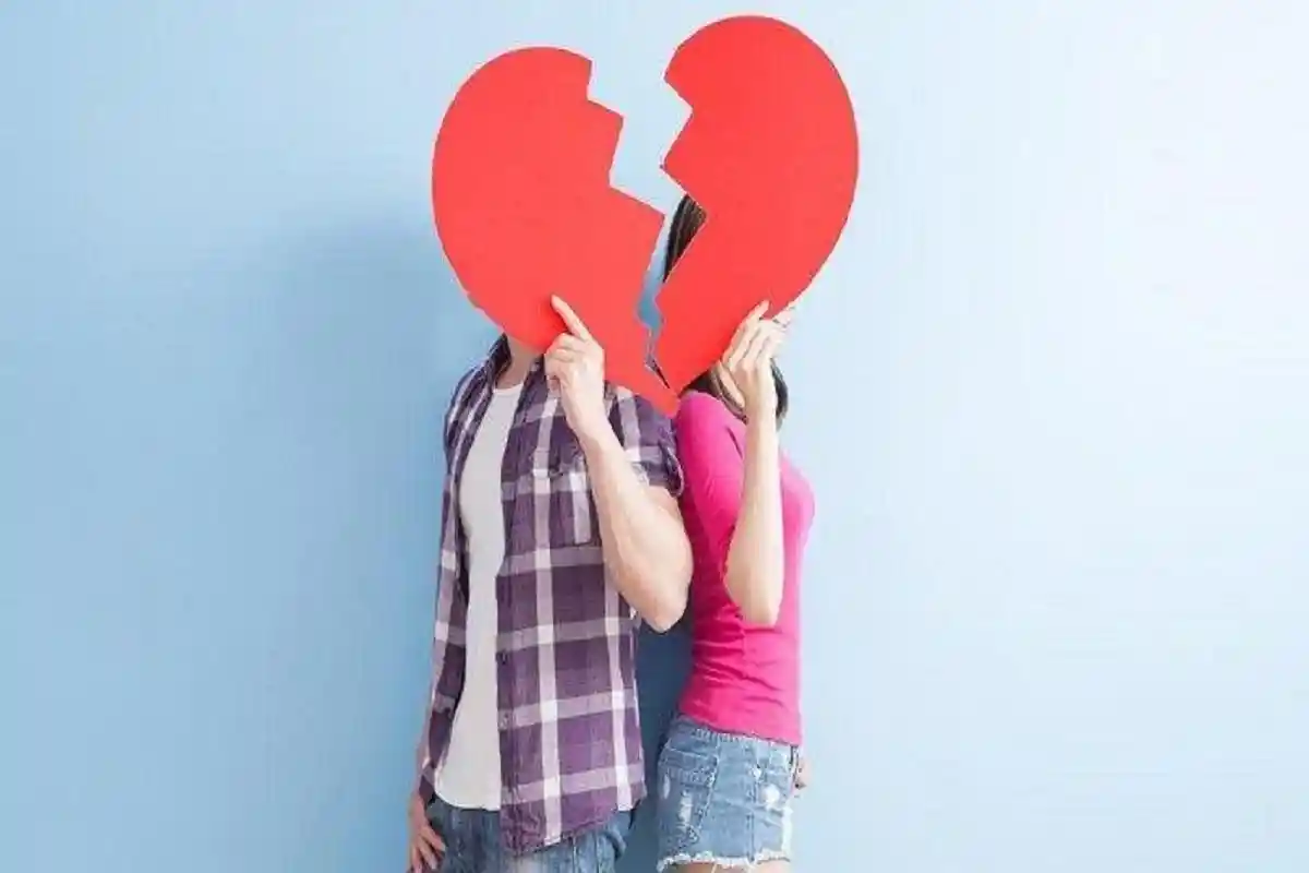 DAFTAR 4 Zodiak Balikan dengan Mantan di 2026! Pisces dan Libra Cinta Lama Bersemi Kembali