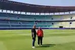 Jajaran-PSSI-menginspeksi-Stadion-Gelora-Bung-Tomo-GBT.jpg