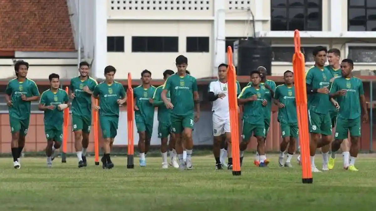 Susunan Pemain Persib vs Persebaya  Jumat Hari ini: Malik dan M Rashid Langsung Main Sejak Awal Laga