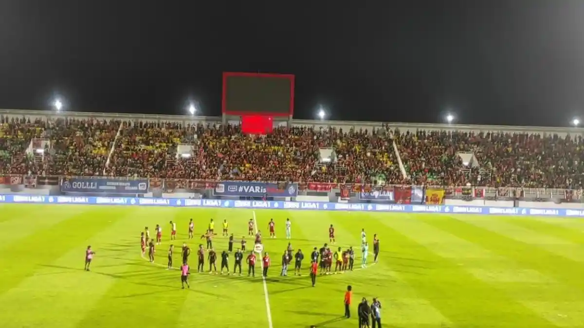 Anthem PSM Makassar Menggema Lagi di Stadion BJ Habibie