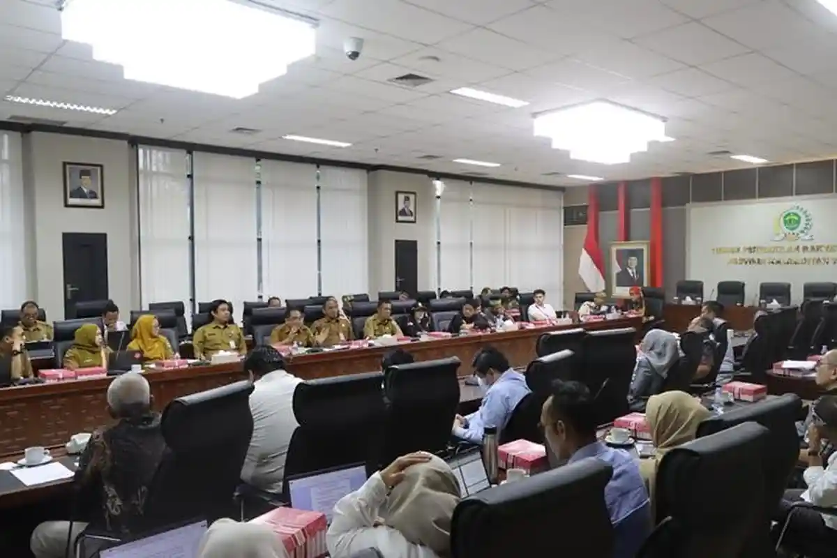 Kobexindo Cement Jadi Sorotan DPRD Kaltim, Bahas Limbah, CSR, dan Pajak