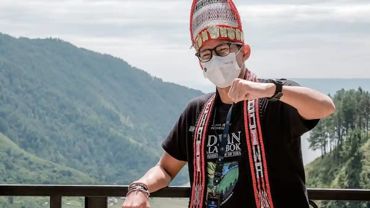 Ciptakan Lapangan Kerja, Sandi Jadikan Adian Nalambok Sebagai Destinasi ...
