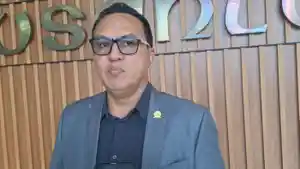 Umbu-Kabunang-Rudi-Yanto-Hunga-rapat-baleg.jpg