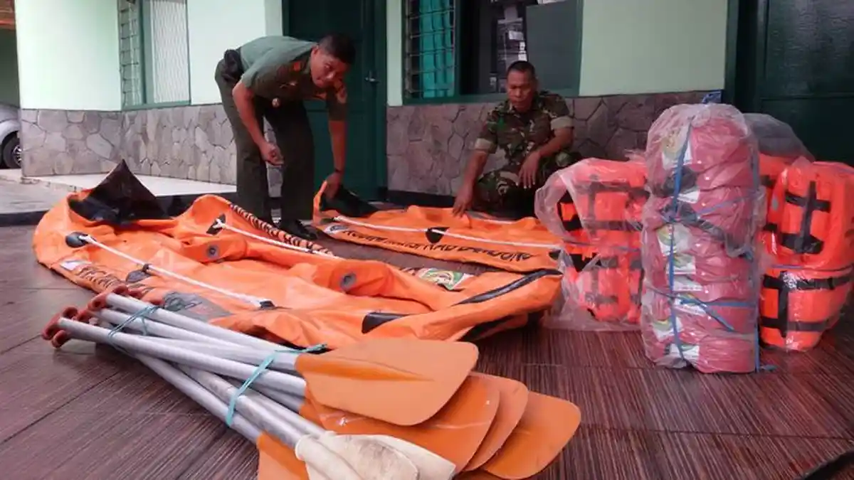 Antisipasi Banjir, Kodim 0609 Kab Bandung Siagakan Pasukan dan Logistik