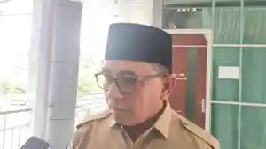 Wakil-Bupati-Mamuju-Tengah-Askary-saat-ditemui-di-Aula-A-Kantor-Bupati-Mamuju-Tengah.jpg