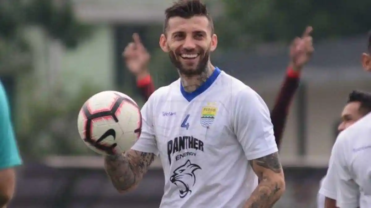 2 Laga Tersisa Bersama Persib Bandung,Bojan Malisic Siap Berikan Permainan Perpisahan Indah
