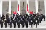 Presiden-Prabowo-Subianto-berfoto-bersama-para-menteri-18.jpg