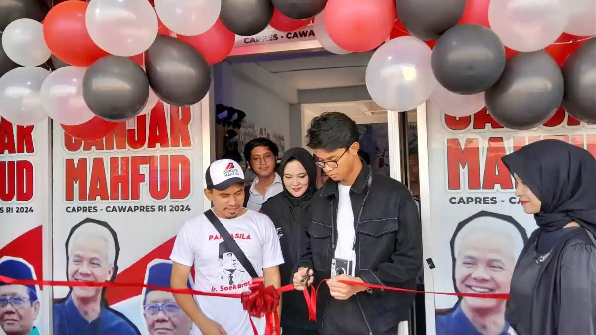 Dijodohkan Netizen dengan Fuji, Ternyata Ini Kriteria Wanita Idaman Alam Ganjar