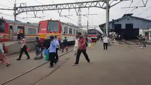 Suasana-Stasiun-Bogor-Bogor-Jawa-Barat-pada-Jumat-142022.jpg