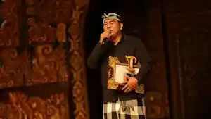 I-Made-Abdi-Negara-peraih-Penghargaan-Tokoh-Muda-Inspiratif-Penggerak-Pembanguna.jpg