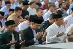 Momen Dedie Rachim Khusyuk Jalani Sholat Id: Idul Fitri Momen Suci untuk Saling Memaafkan