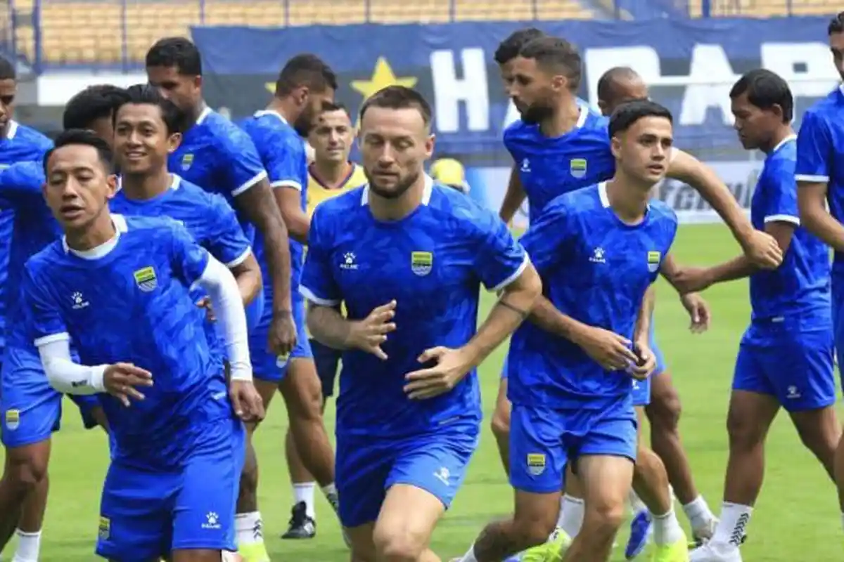 Sempat Panen Sorotan, 1 Bintang Asing Persib Bandung Diminta Bobotoh Main Lawan Persis Solo
