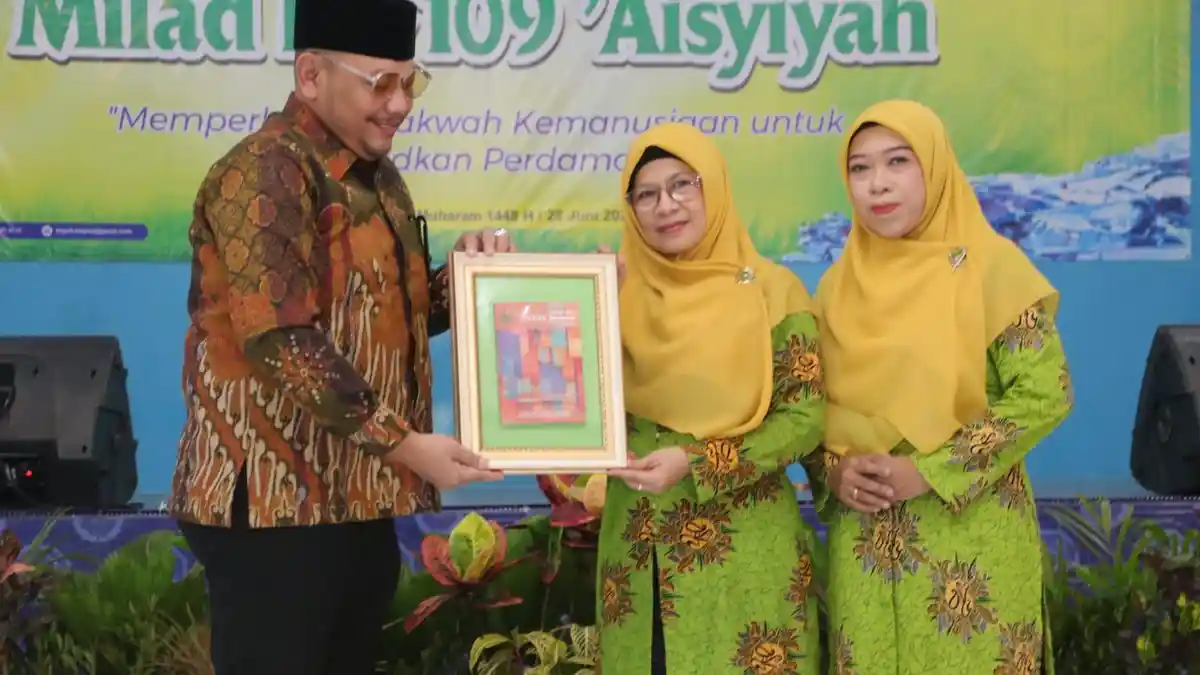 Wali Kota Tegal Dedy Yon Hadiri Milad Ke-109 Aisyiyah dan Milad Ke-95 Nasyiatul Aisyiyah - Tribunjateng.com