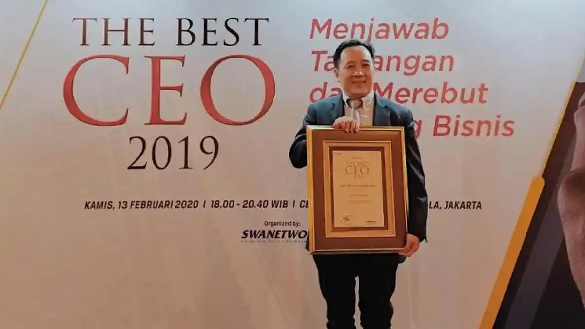 Kris Rianto Adidarma CEO Propan Raya Terpilih Menjadi Best CEO 2019 versi Swa