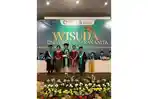 WISUDA-UNIVERSITAS-TARAKANITA.jpg