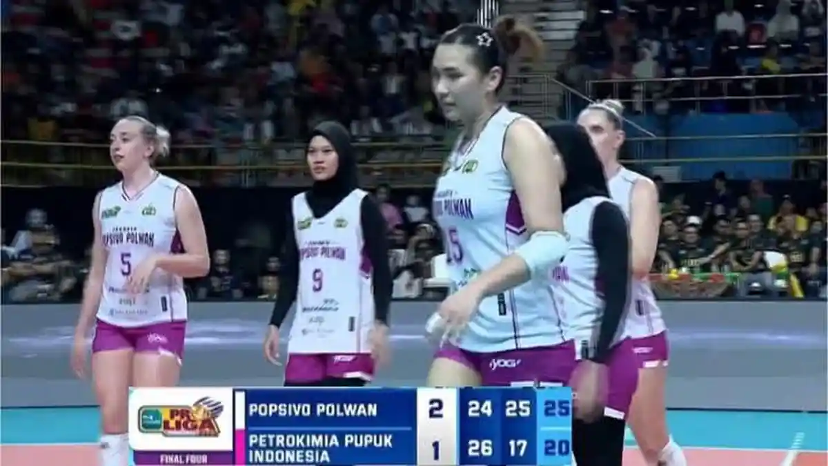 Hasil Final Four Proliga 2025, Popsivo Polwan Sikat Petrokimia, Mega Tak Main Penonton Kena Prank