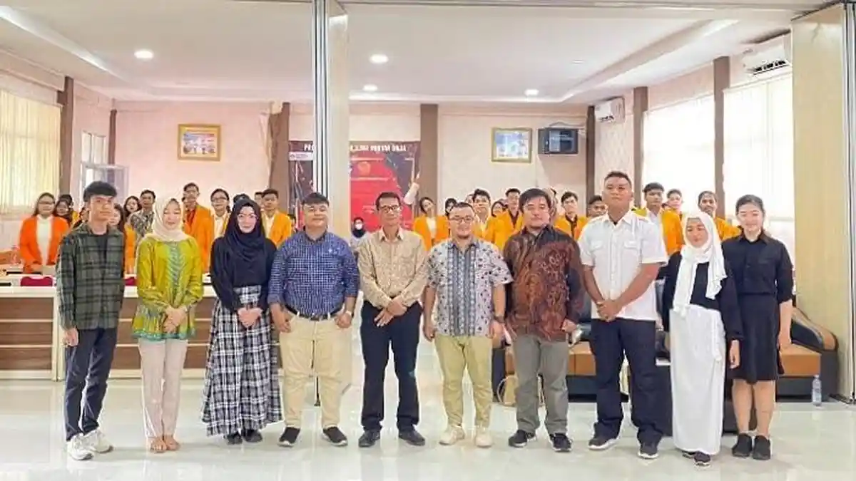 17 Tim Bersaing Dalam Kompetisi Debat Mahasiswa Indonesia UNJA 2024, Siapa Juaranya?