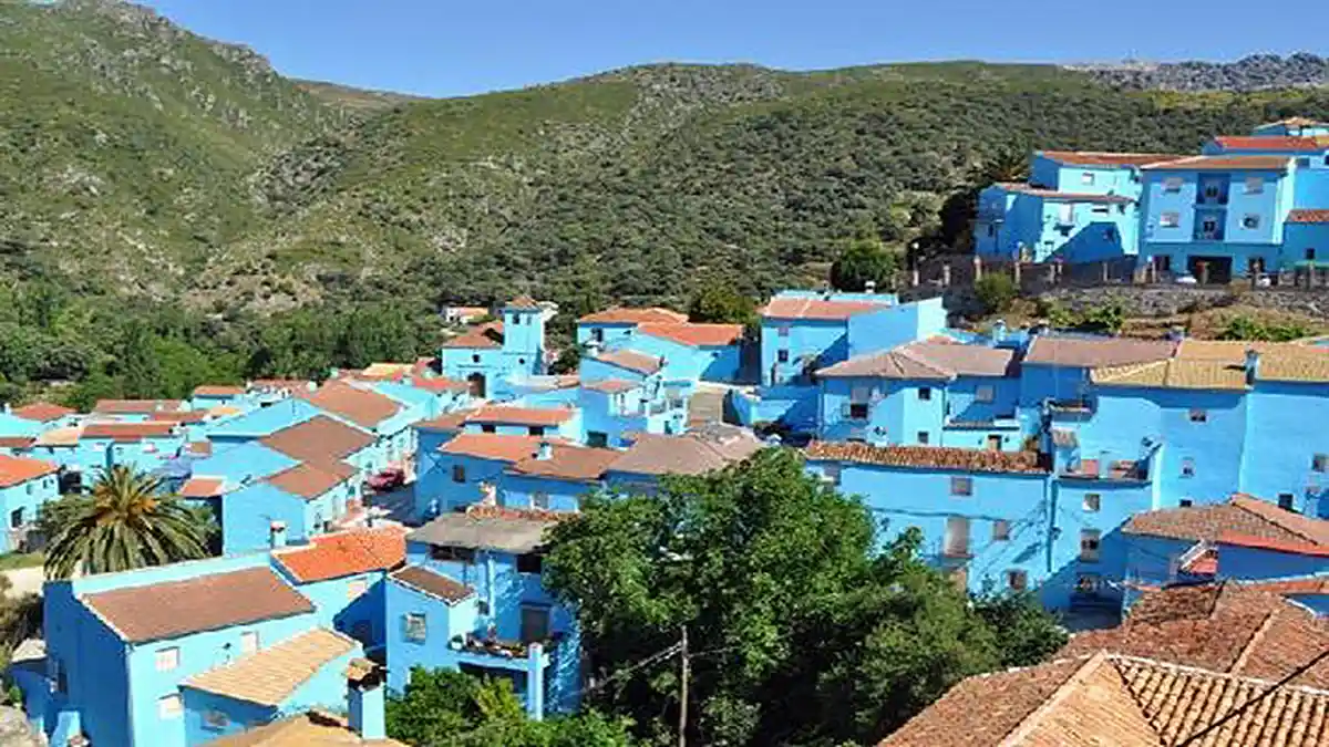 Desa di Juzcar Andalucia 'Membiru' Populer Sebagai Desa Smurf