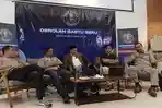 Oegroseno-dalam-diskusi-publik-bertajuk-NKRI-Negara-Kepolisian-Republik-Indonesia.jpg