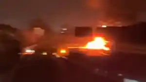 Truk-Milik-Kostrad-Meledak-di-Tol-Gempol.jpg
