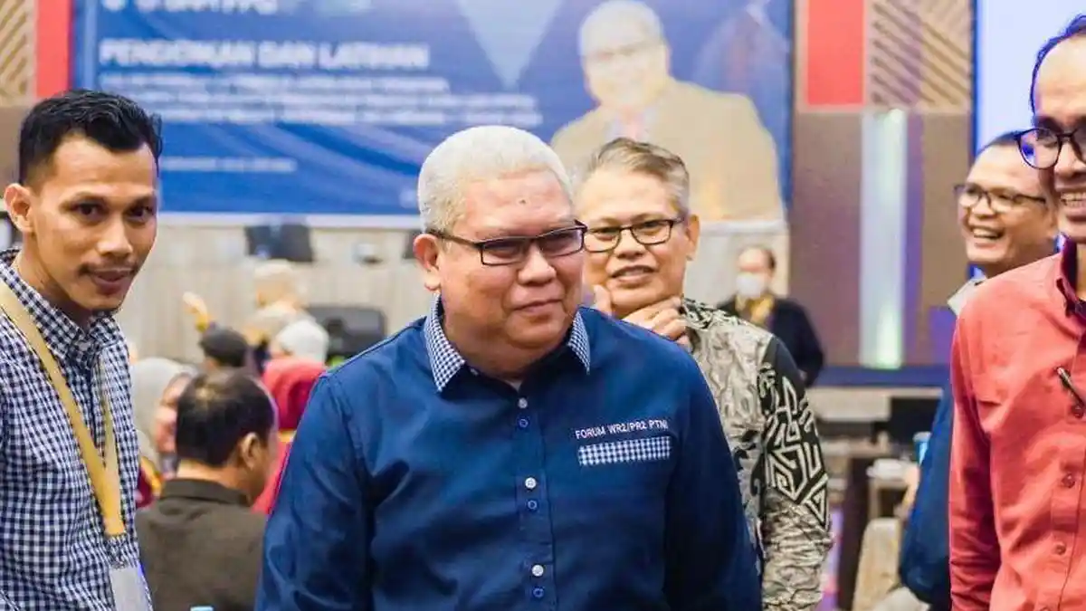 Prof Karta Jayadi Apresiasi Bantuan Beasiswa Mahasiswa yang Diserahkan AAS