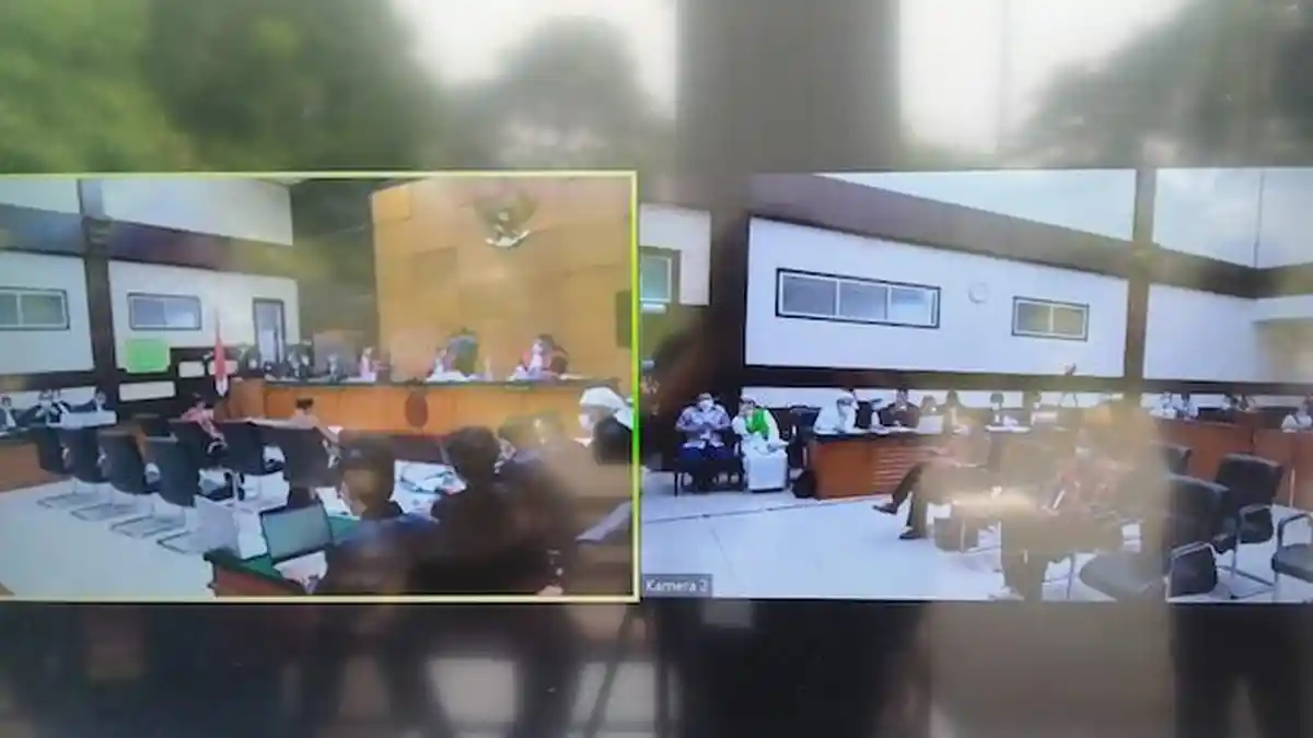 Ahli dari Universitas Trisakti Dicecar Rizieq dalam Sidang