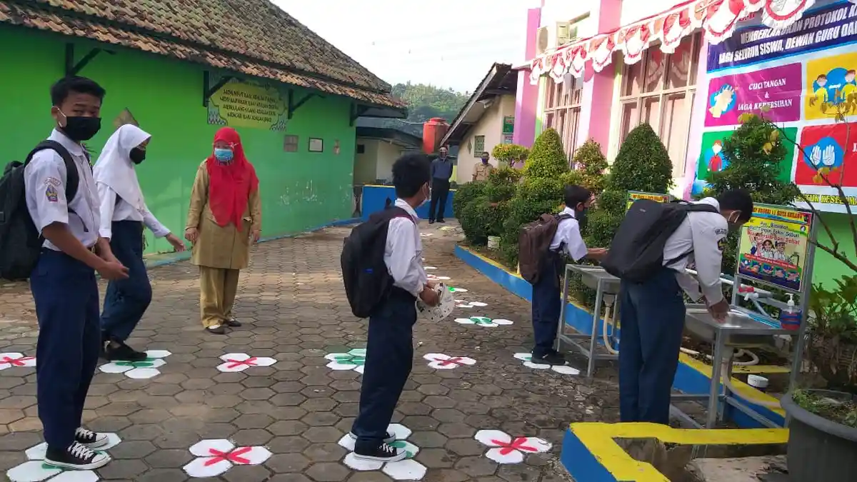 KUNCI JAWABAN Post Test Modul 2, Dalam Pembelajaran Terdiferensiasi, Semua Murid Harus . . .