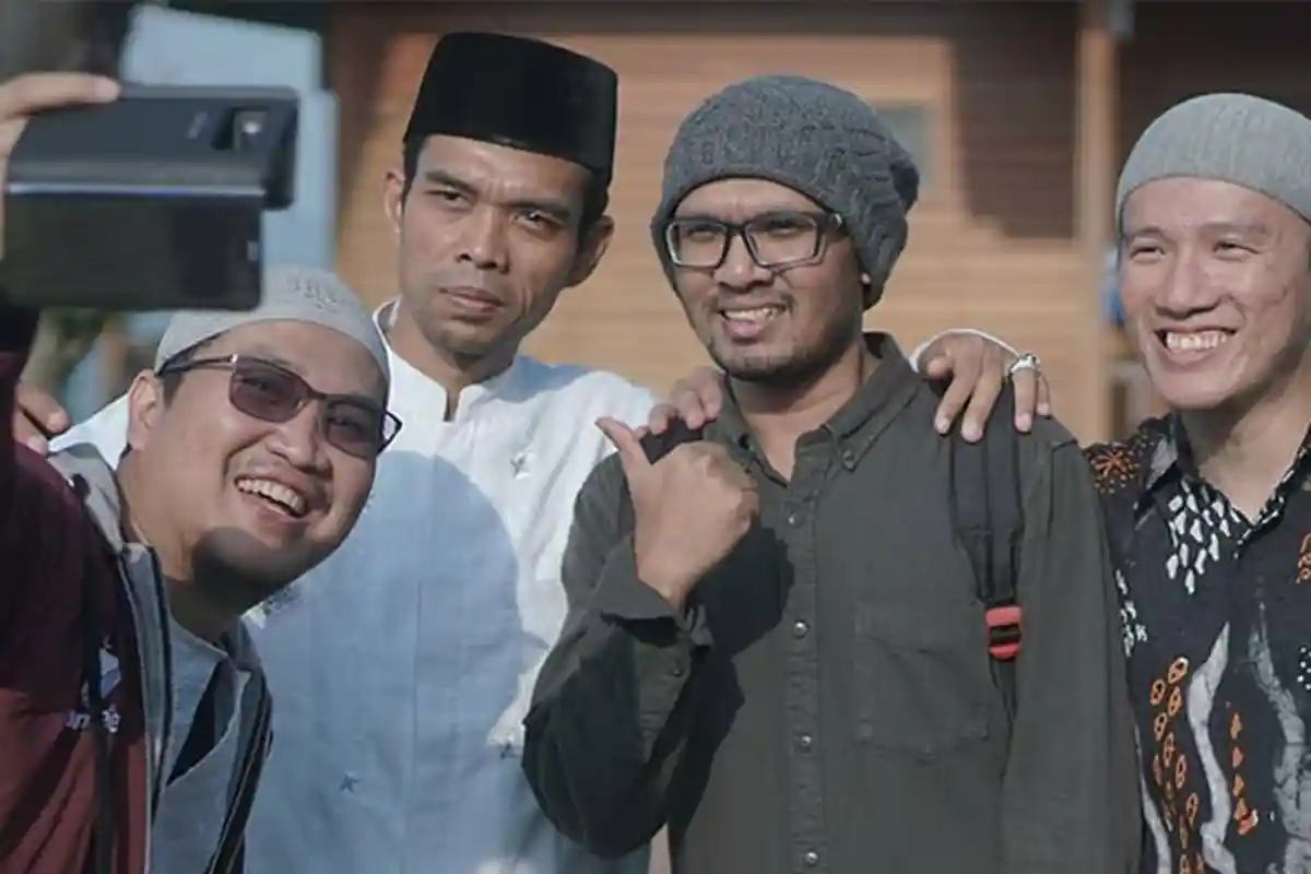 Ustaz Abdul Somad: 'Dalam Shalat, Kamu Tak Khusyuk? Tengok Ujung Kain Coblos Nomor Dua'