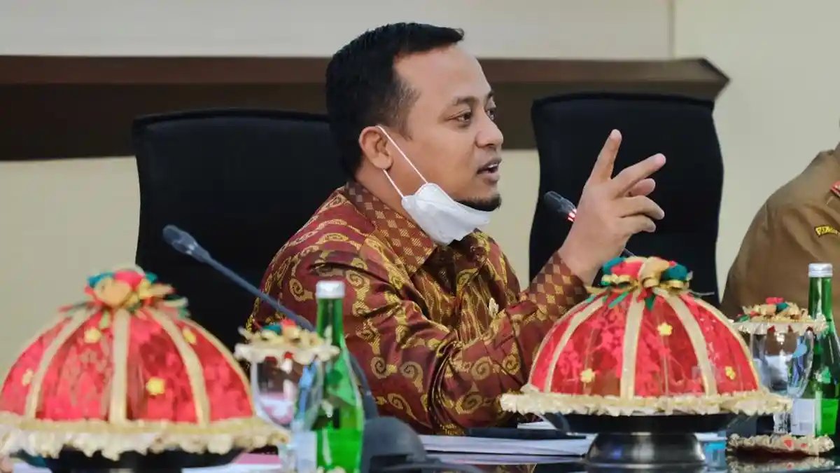 Kasus Corona Sudah Turun, Plt Gubernur Sulsel Tetap Berlakukan PPKM