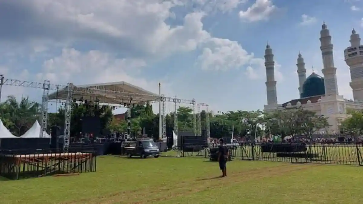 Bupati Juliyatmono Persilakan Alun-alun Karanganyar untuk Lokasi Salat Idul Fitri Jumat Besok