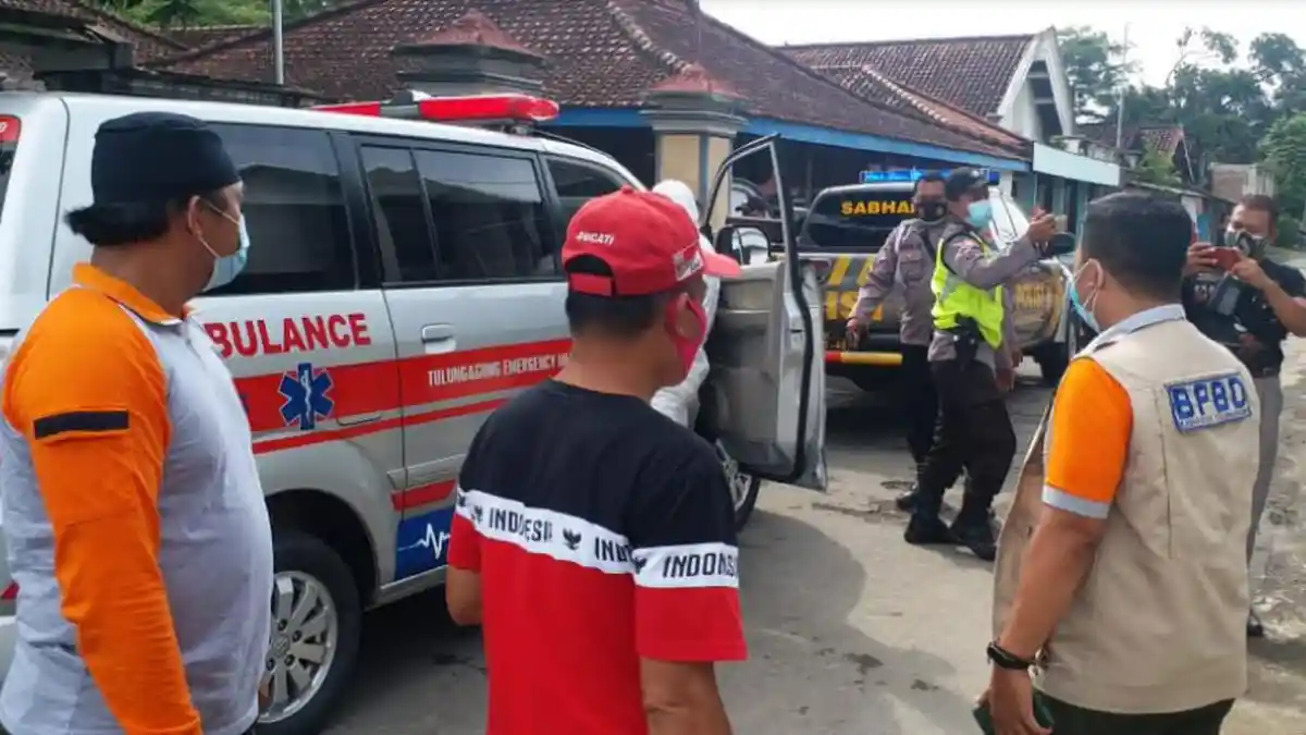 Melawan Petugas Pakai Linggis, Pasien Positif Covid-19 Tulungagung Kabur dari Rumah dan Berkeliaran