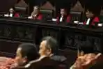 Hamdan Zoelva Pimpin Sidang Perselisihan Pilkada Cirebon di MK