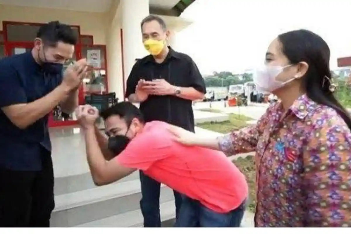 Raffi Ahmad Sampai Sungkem dan Cium Tangan, Inilah Sosok Sultan Andara Asli, Punya Banyak Jalan Tol