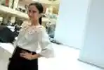 senyuman Ersa Mayori