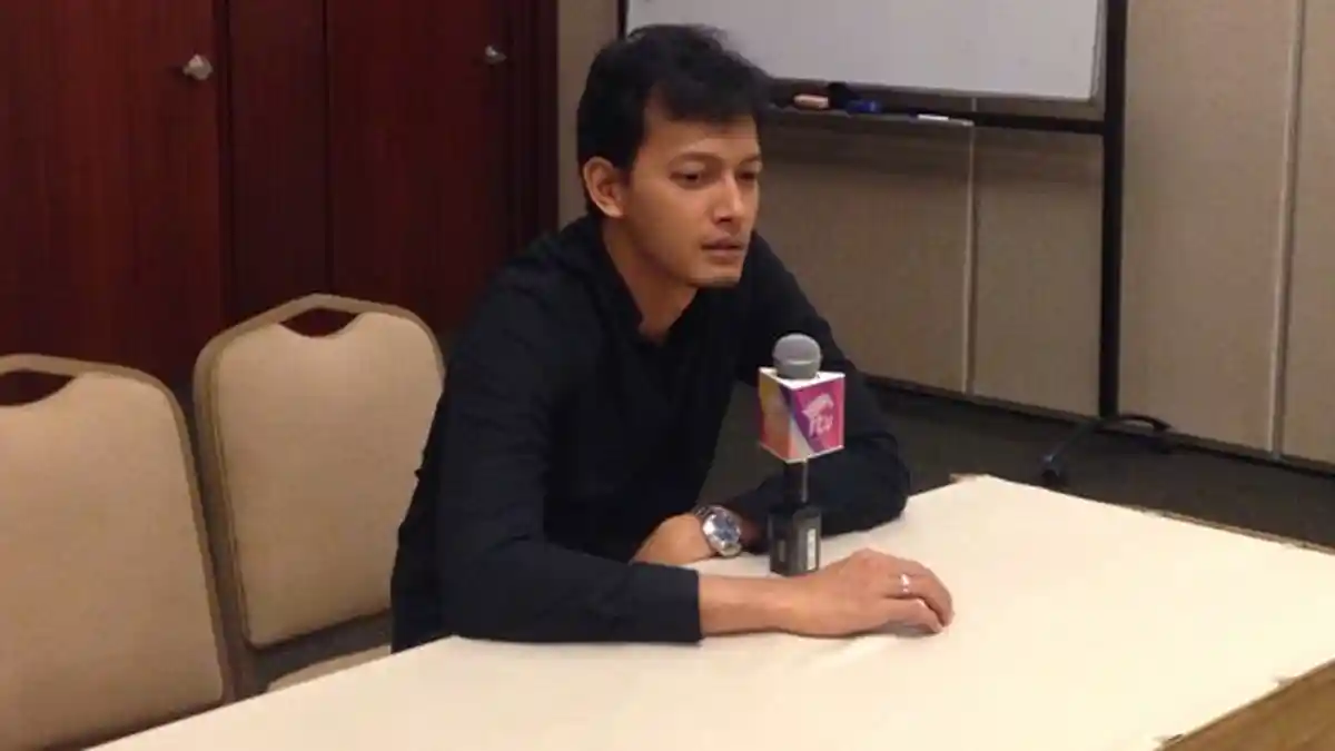 Doa dan Sentuhan, Cara Fedi Nuril Tenangkan Istri yang akan Melahirkan