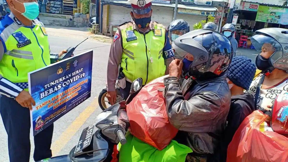 Perketat Arus Mudik Dari Wilayah Denpasar Selama 24 Jam, Motor Paling Banyak Diperiksa Petugas