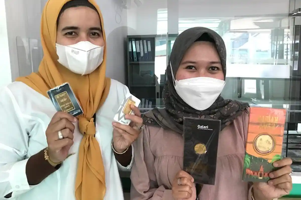 Harga Emas Hari Ini 31 Juli 2021 Emas Antam Rp986.000 Emas UBS Rp951.000