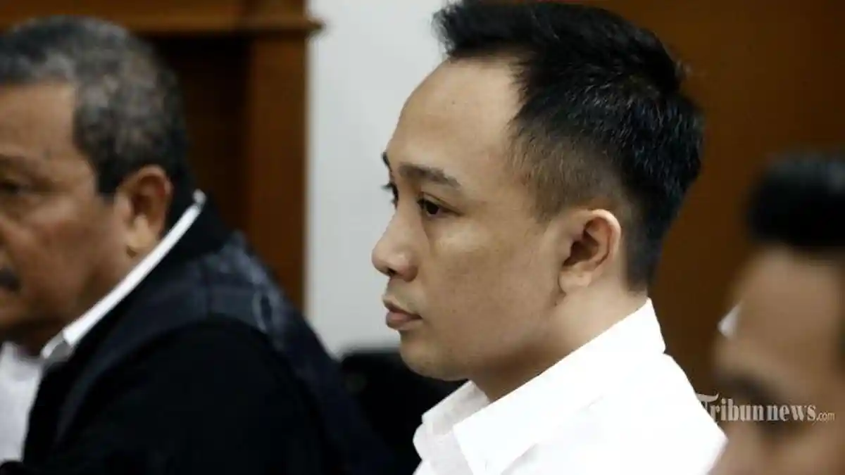 Ricky Rizal Divonis 13 Tahun Penjara, Lebih Ringan dari Vonis yang Didapat Kuat Maruf